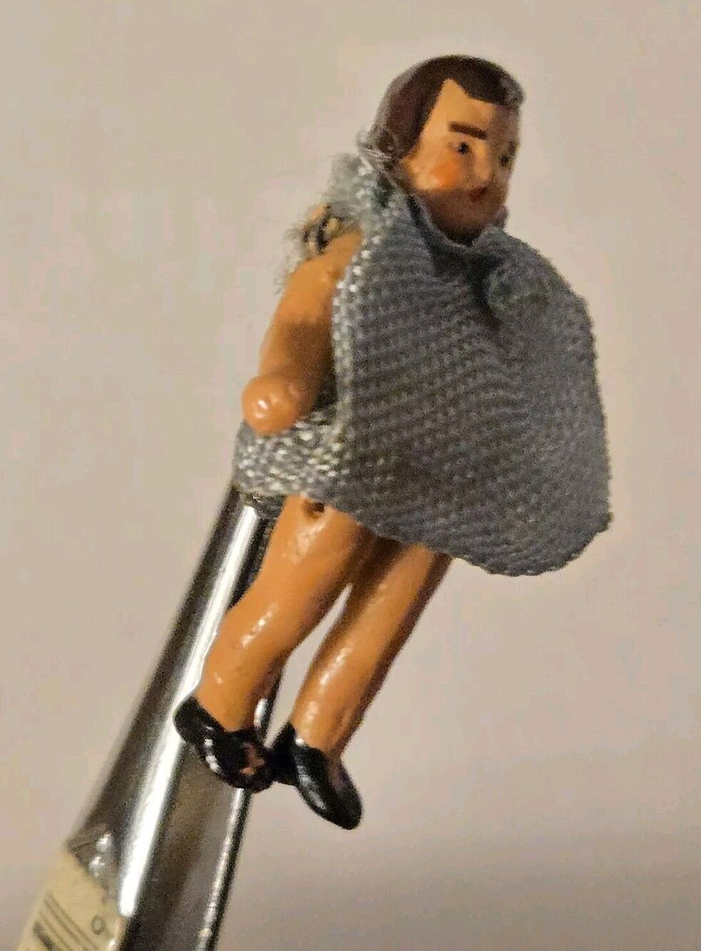 Rare German Hertwig Carl Horn Tiny 1" Jointed Miniature Doll - Picture 8 of 11